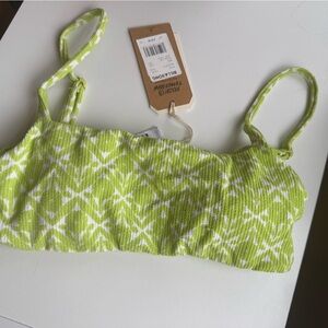 NWT billabong top
